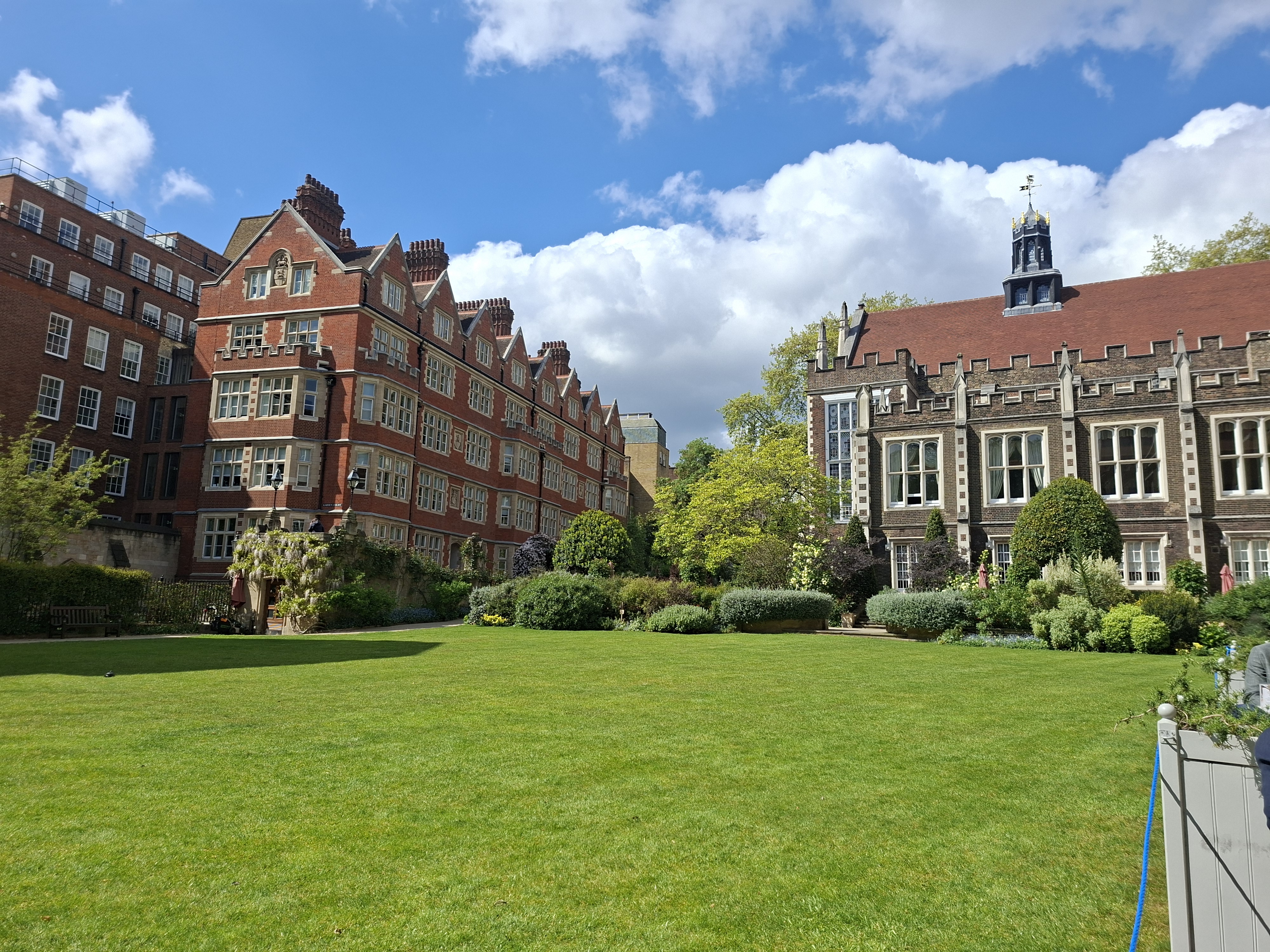 A New Look for PupillagePulse: New Tools for Pupillage Applicants